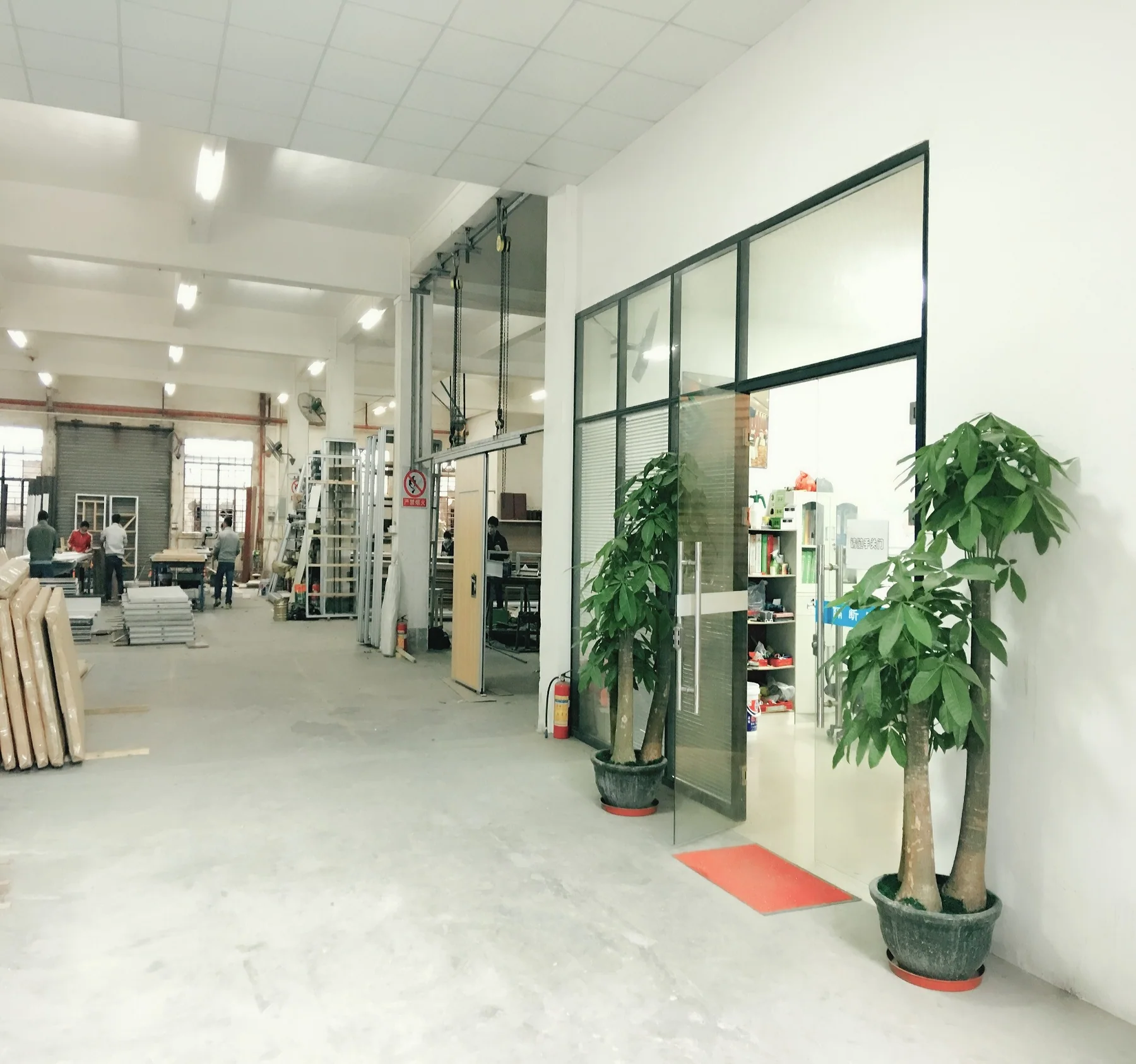 EBUNGE partition systems production workshop in Guangzhou